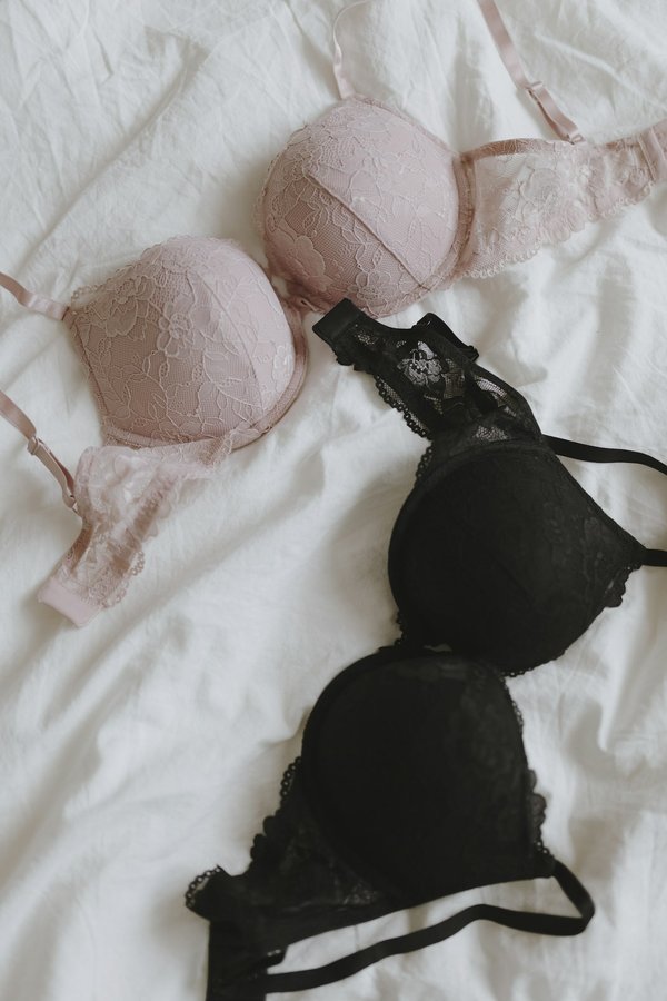 Découvrez des looks irrésistibles avec notre lingerie sexy
