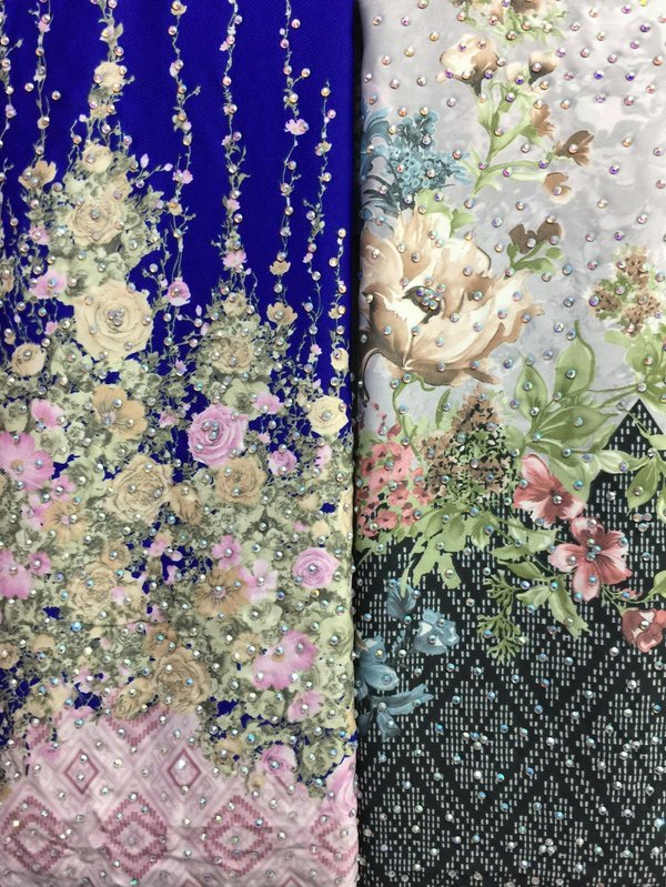 Tissus motif fleurs : l'élégance à portée de main